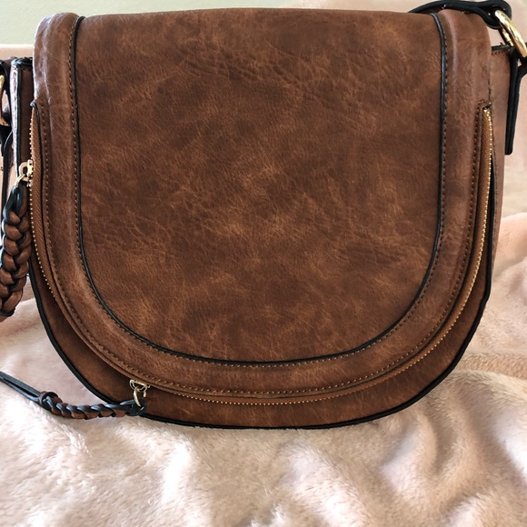 Sole Society Handbags - Solesociety crossbody